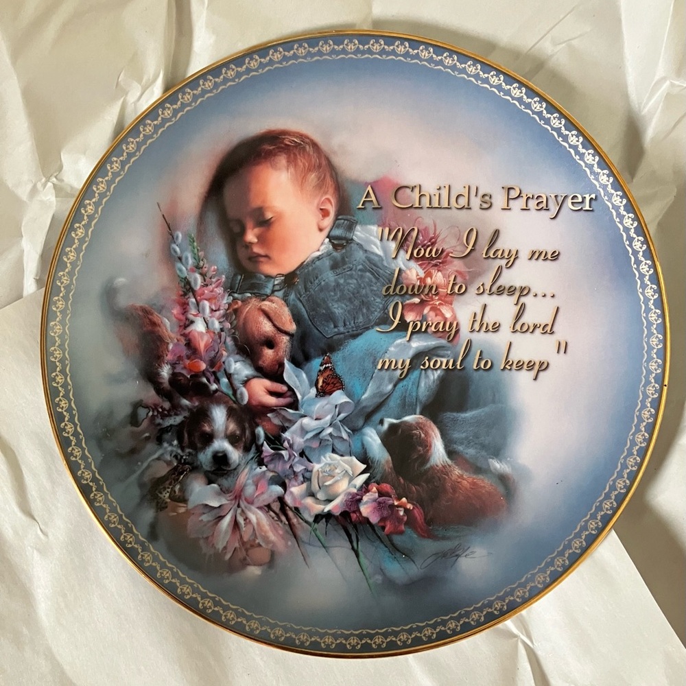 "A Child's Prayer" Collector Plate by the Bradford Exchange.
